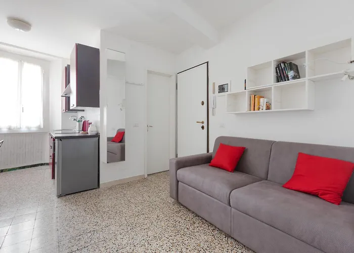 Guesthost - Sant\'Ambrogio Modern Studio